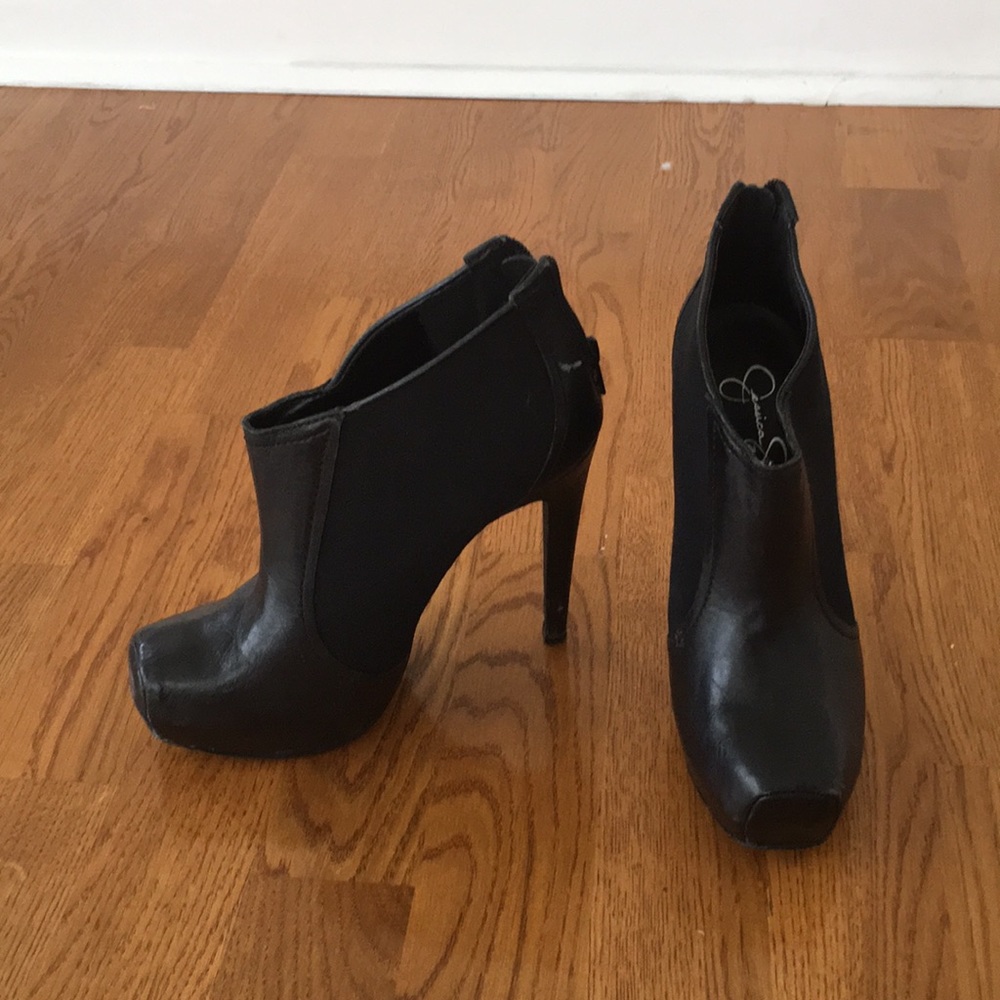 Jessica Simpson black booties